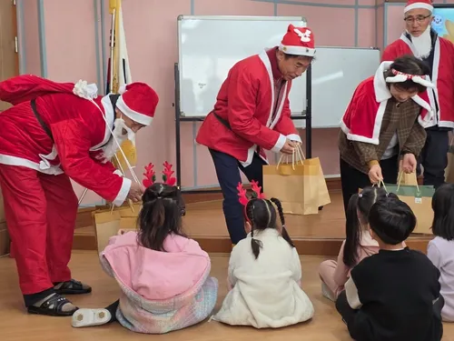 강진 병영면지사협, 복지사업 성과 공유 및 산타원정대 활동