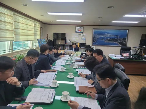 여수시, 중동사태 대비 ‘민생경제 안정 긴급 간부회의’ 개최